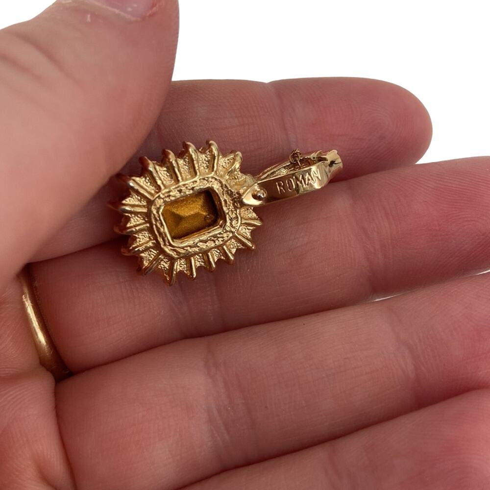 Glamorous Roman Rectangular Emerald Rhinestone Ea… - image 6